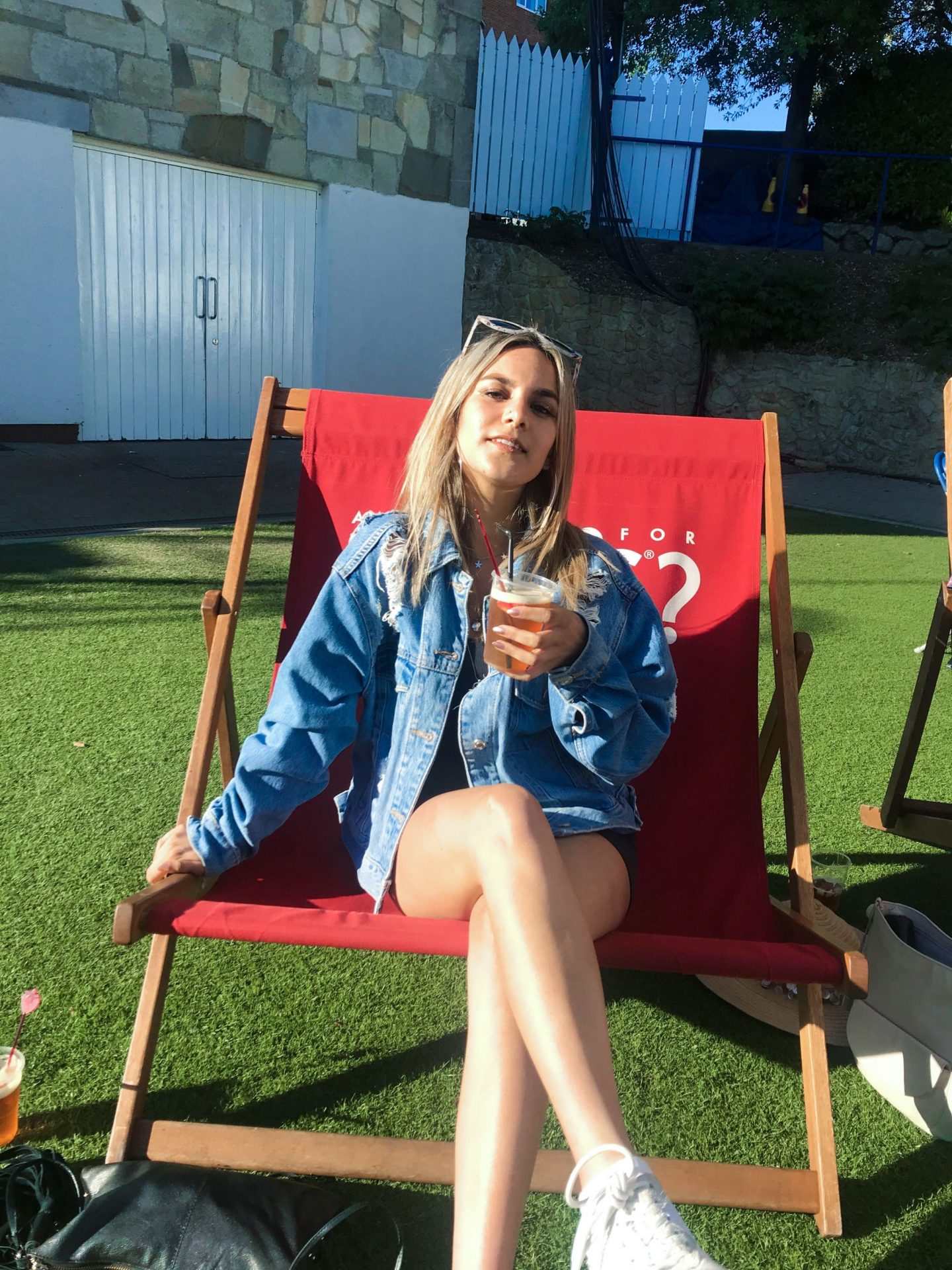 yasmin stefanie wimbledon nature valley international eastbourne topshop denim jacket urban outfitters little black dress