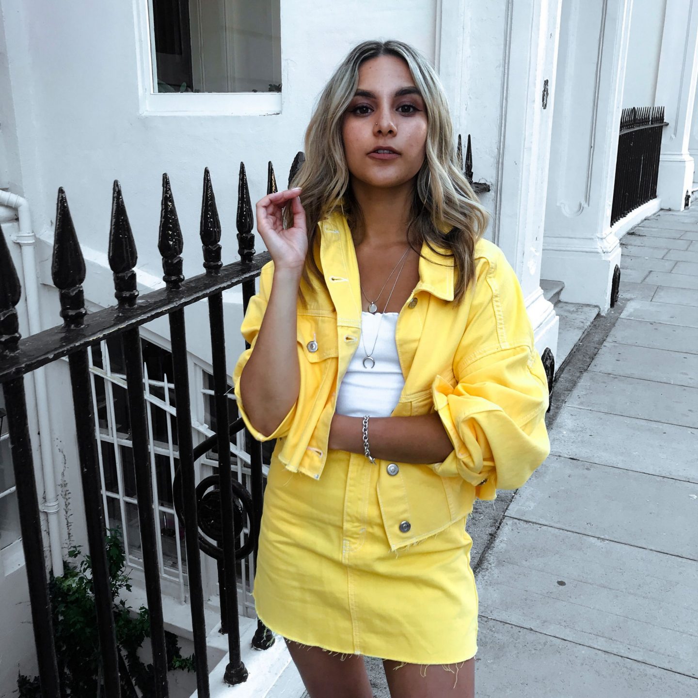 yasmin stefanie topshop yellow denim co ord ciara chunky trainers summer ss18 trends