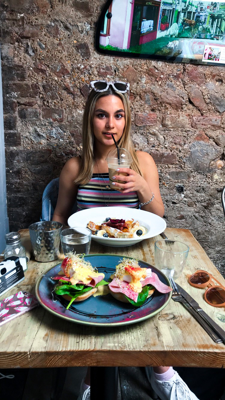 yasmin stefanie jenni roberts brighton hove brunch cafe coho
