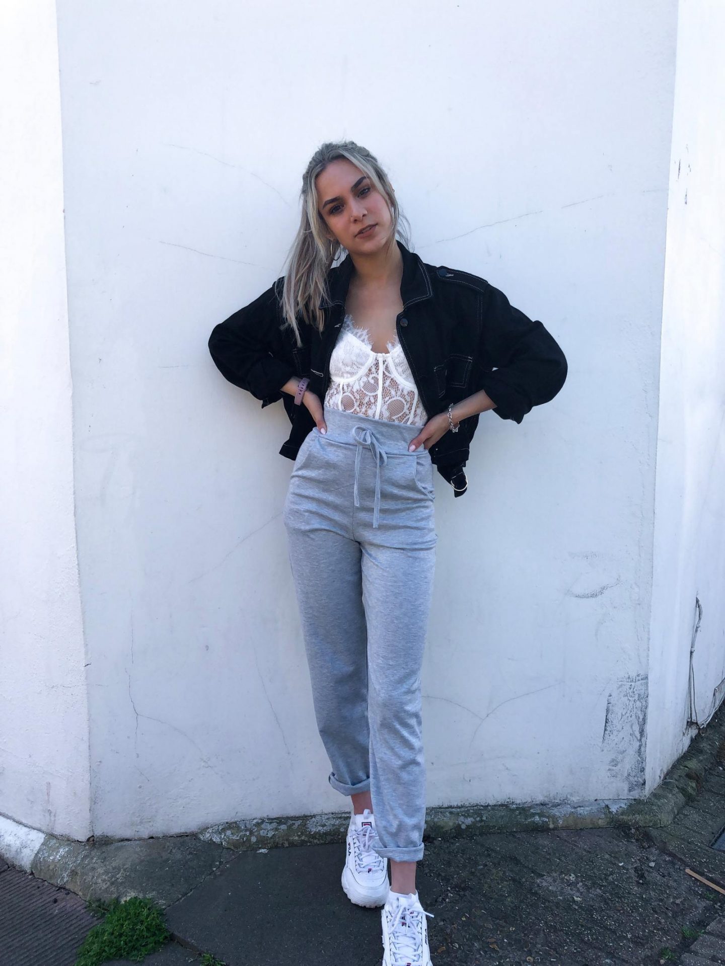yasmin stefanie missguided plt white lace bodysuit grey joggers