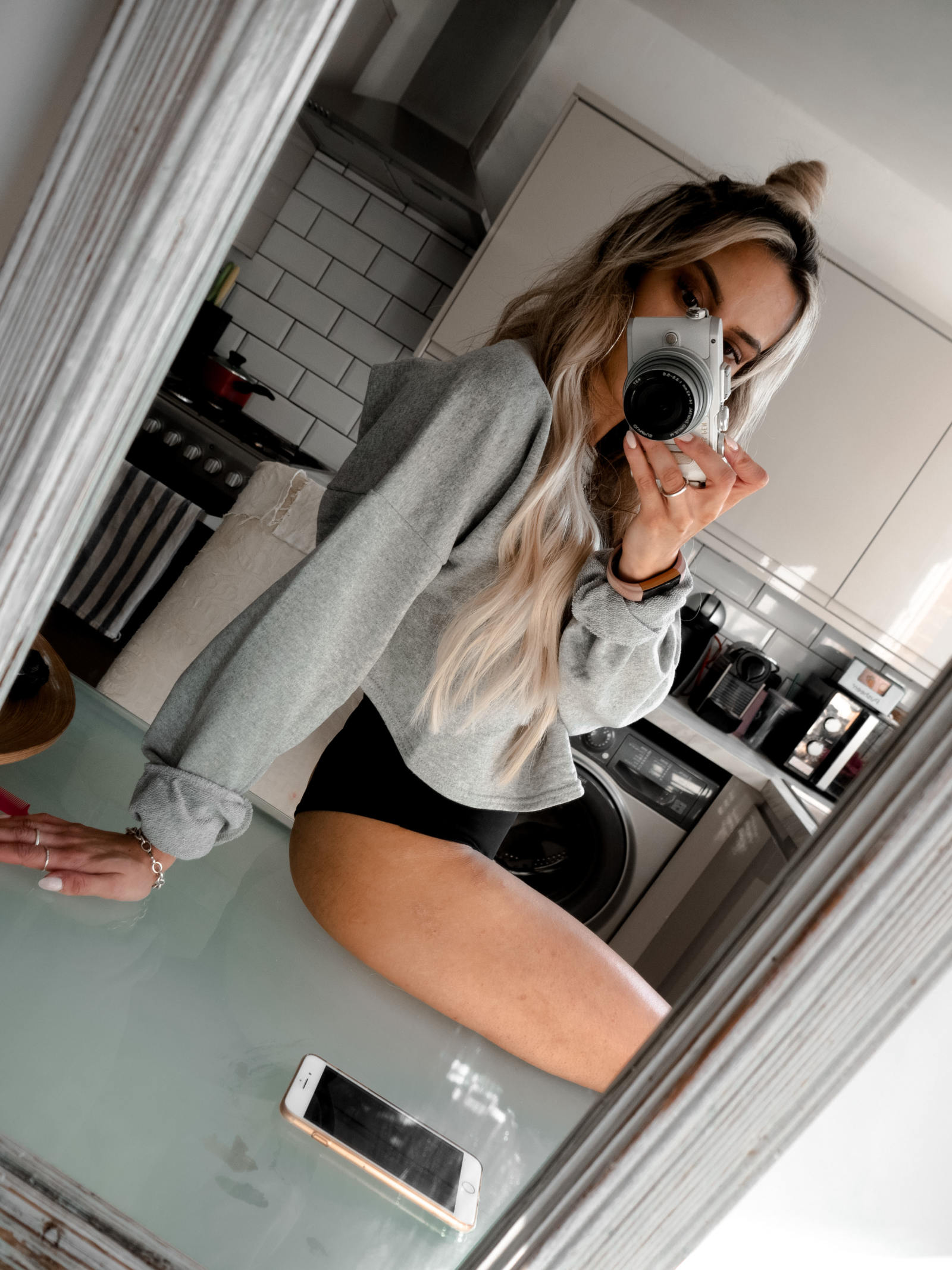 yasmin stefanie boohoo loungewear sweatshirt hot pants